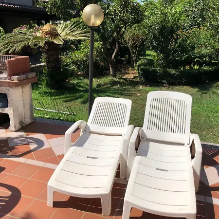 Dacapo بيت ضيافة Tortolì